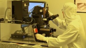 人工智能概念 – 聚酰亚胺喷涂 – 聚酰亚胺薄膜技术 – 驰飞超声波喷涂