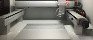 光学显示部件涂层 – 实验室超声波精密喷涂机 – 超声喷涂 – 驰飞超声波喷涂