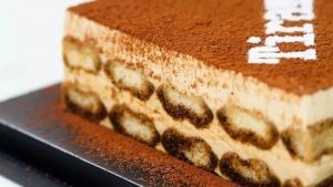 提拉米苏切块 – 全自动超声波蛋糕切割机 – 驰飞超声波切割