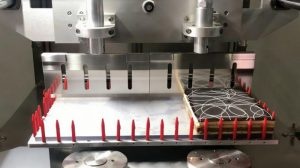 超声波巧克力慕斯切割_不沾刀不掉渣_烘焙专用设备 - 驰飞超声波
