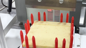 白巧克力切割 - 手动超声波切割机 - 驰飞超声波 #食品机械
