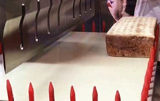 自动切发糕设备优势 – 切割发糕 – 驰飞超声波切割